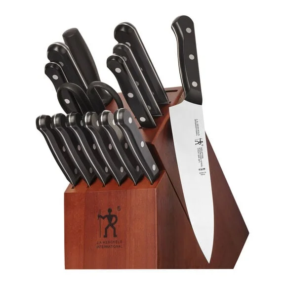 - Pet monitor with cameraSolution 15-Piece Knife Block Set